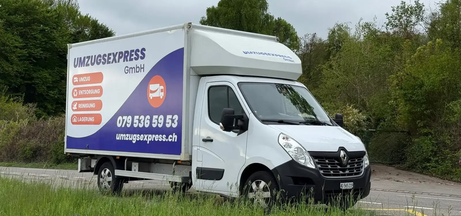 Als spezialisierte Räumungsfirma im Aargau übernehmen wir für Sie die komplette Haushaltsauflösung, Entrümpelung und fachgerechte Entsorgung – stressfrei und transparent!